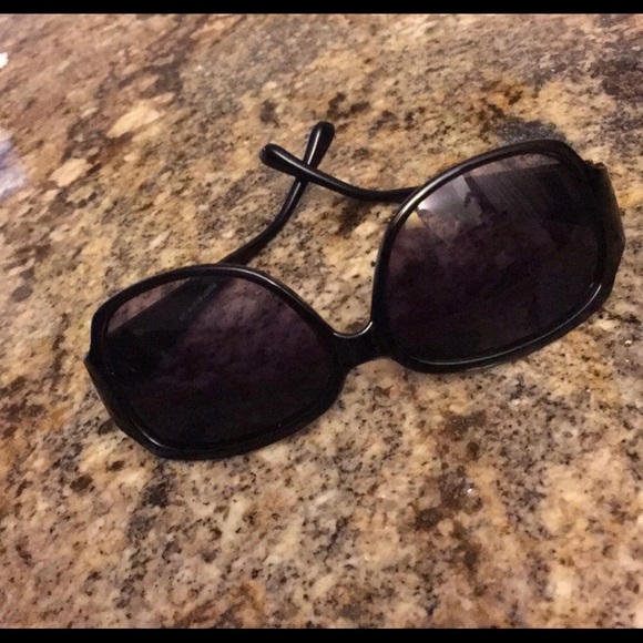 Michael Kors Accessories - NWOT Michael Kors sunglasses